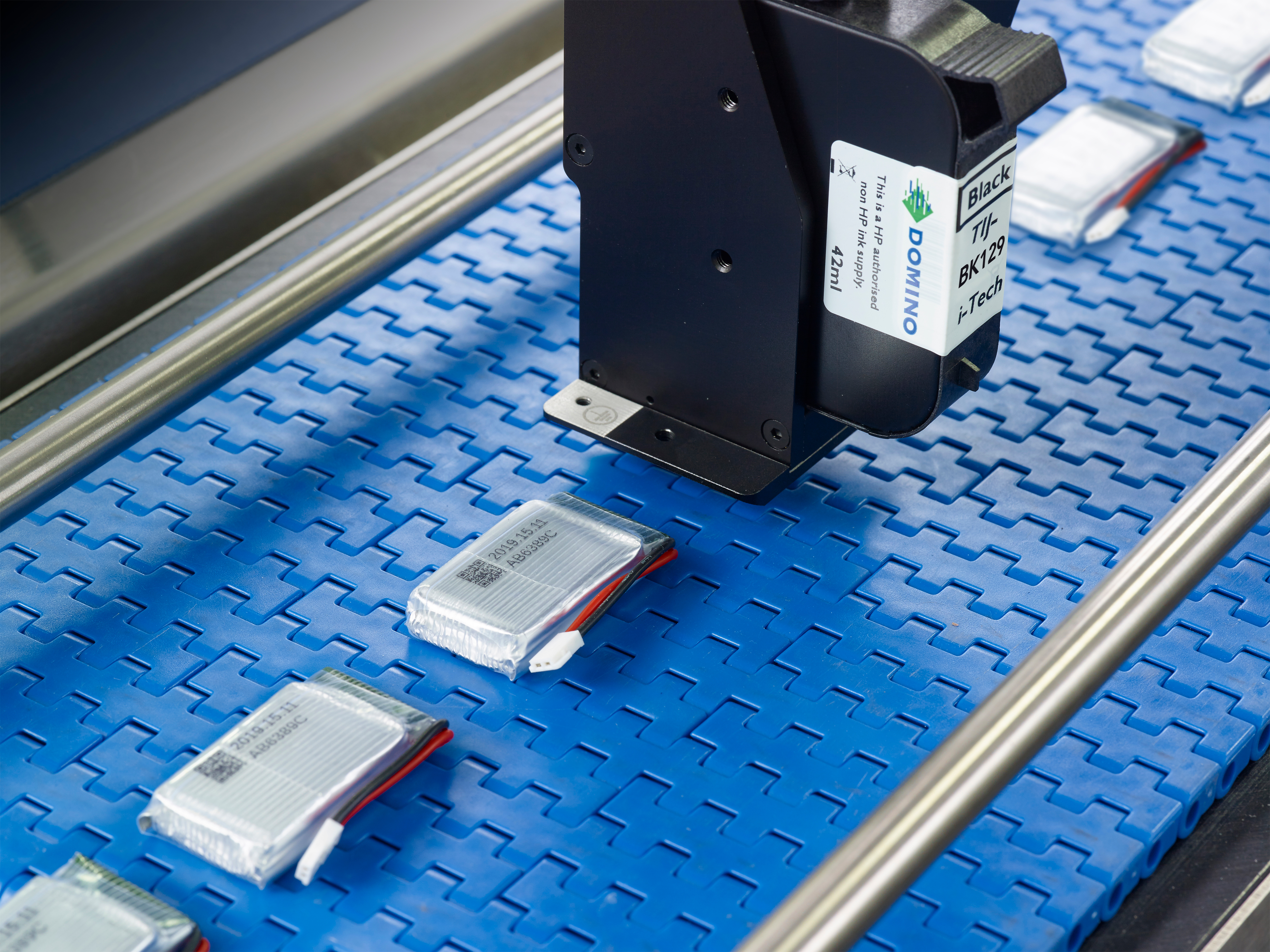 Gx-Series-printhead-on-batteries-high-res